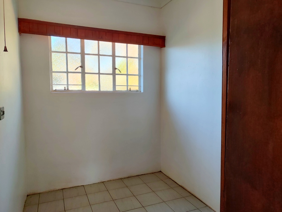 4 Bedroom Property for Sale in Flamwood North West